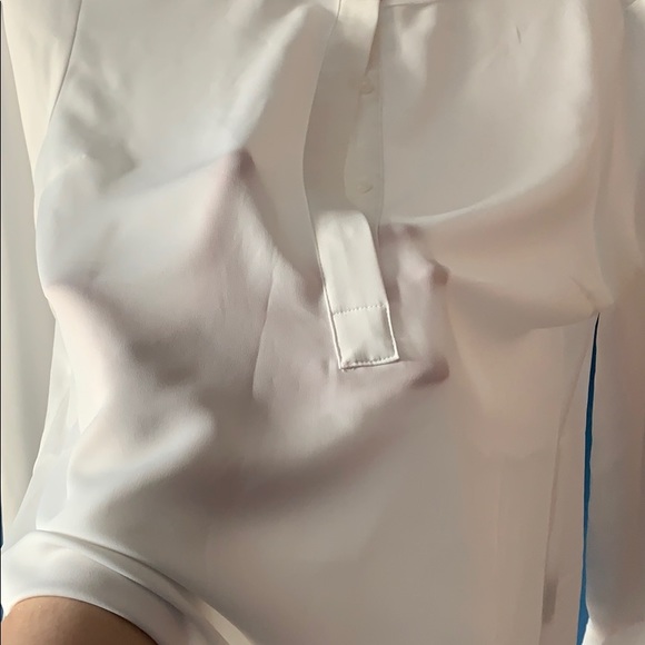 Sheer Vera Wang Blouse - Picture 4 of 4
